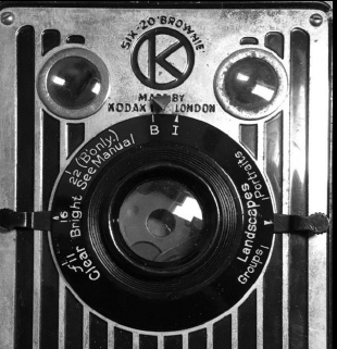 Kodak Brownie Six-20 Art Deco U.K. camera