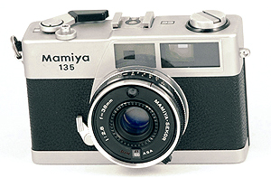 Mamiya 135 EE camera